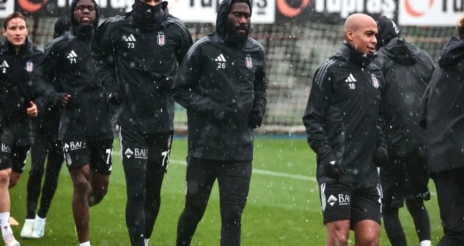 Spor yazarlarından Beşiktaş yorumları