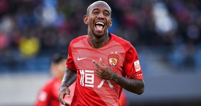 Siyah-beyazlı yönetimden Talisca'ya tepki