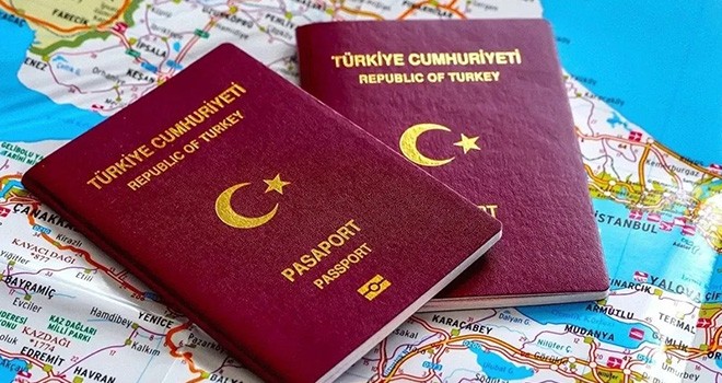 Türkler vizesiz giremezken, onlar Türkiye'ye vizesiz girebilecek