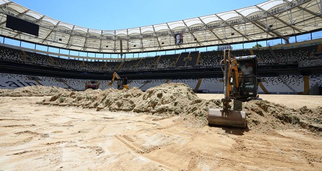 Beşiktaş'ta zemin yenileme çalışmaları