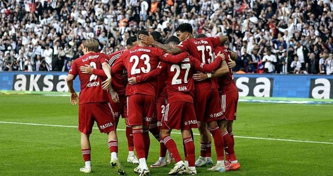 Beşiktaş zirvede!