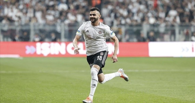 Ghezzal Beşiktaş'a Veda Etti