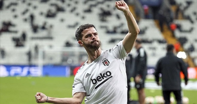 Miralem Pjanic derbide forma istedi