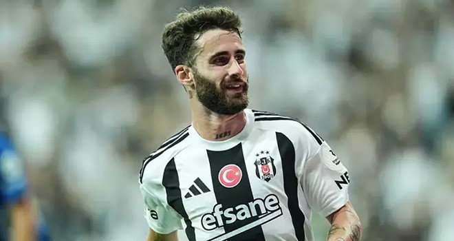 Rafa Silva'ya sert faul! Sosyal medyada gündem oldu